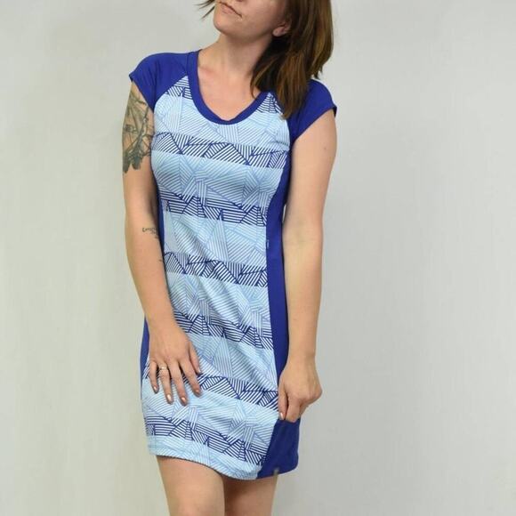 Title Nine Gidget 2.0 Dress Geometric Active Sport Tennis Golf Pocket Medium - Picture 1 of 8